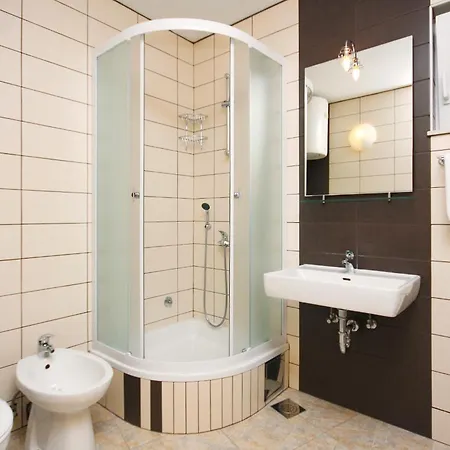 And With Parking Space - 4814 Πανσιόν