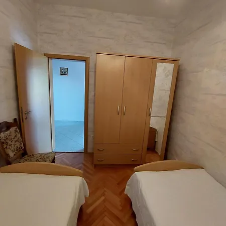 And With Parking Space - 4814 Affittacamere 3*