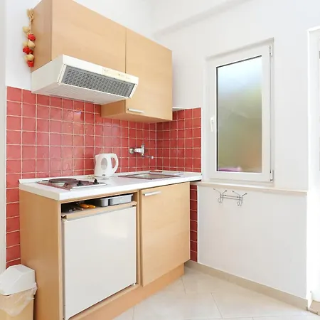 And With Parking Space - 4814 Πανσιόν Τρογκίρ