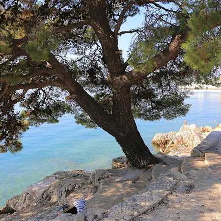 And With Parking Space - 4814 Πανσιόν 3*