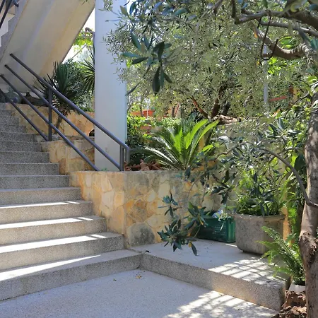 And With Parking Space - 4814