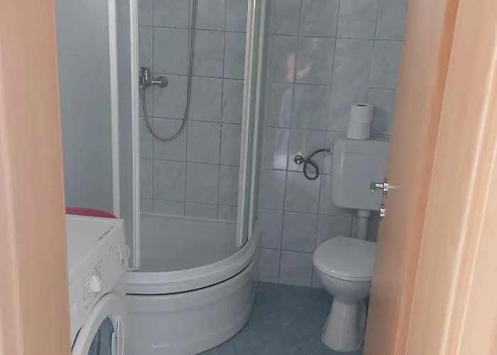 And With Parking Space - 4814 3*