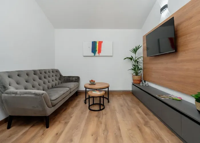 And With Parking Space - 4814 3* Trogir