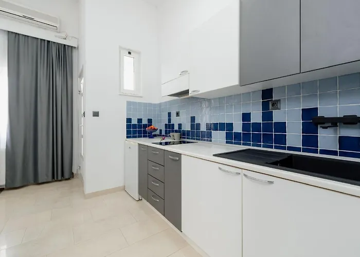 And With Parking Space - 4814