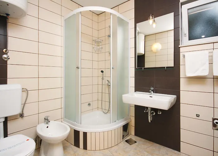 And With Parking Space - 4814 Konukevi