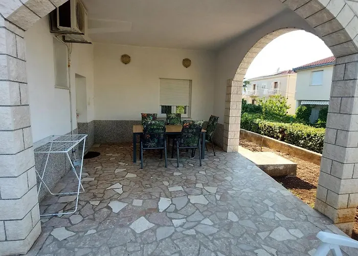 And With Parking Space - 4814 Konukevi 3*